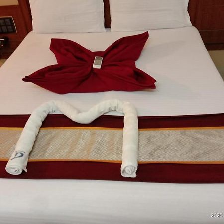 Central Residency Hotel Chennai Esterno foto