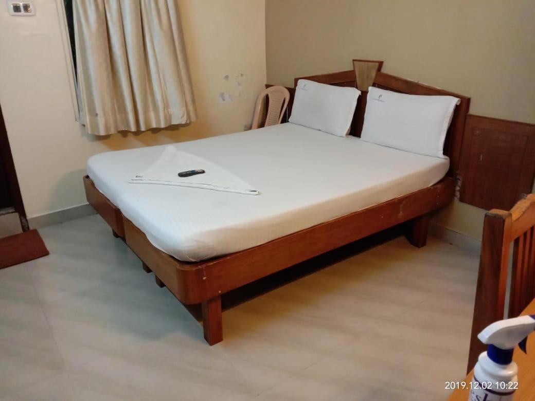Central Residency Hotel Chennai Esterno foto