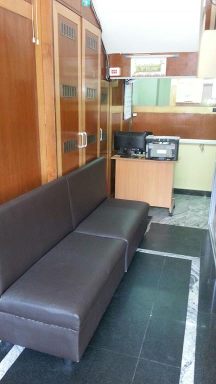 Central Residency Hotel Chennai Esterno foto