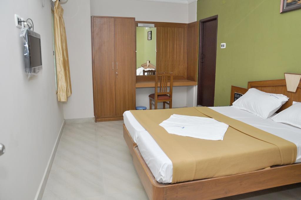 Central Residency Hotel Chennai Esterno foto