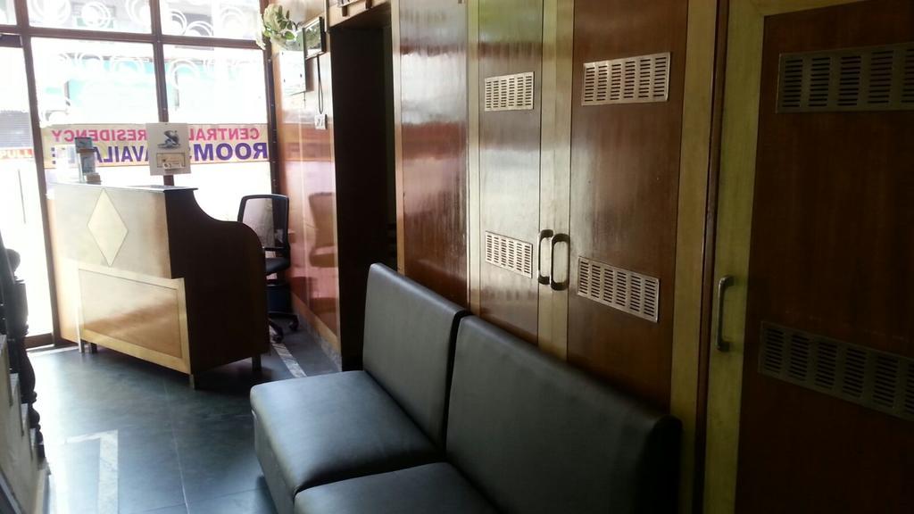 Central Residency Hotel Chennai Esterno foto